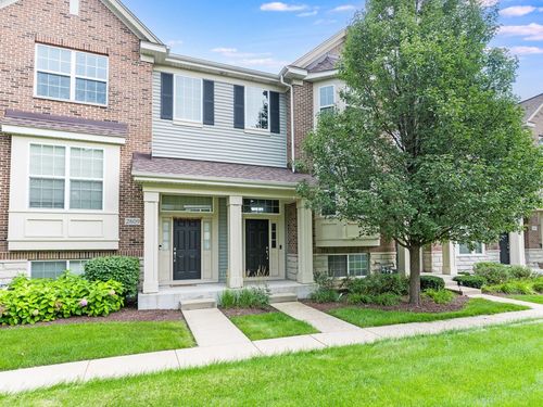 2807 Henley Ln, Naperville, IL, 60540-1955 | Card Image