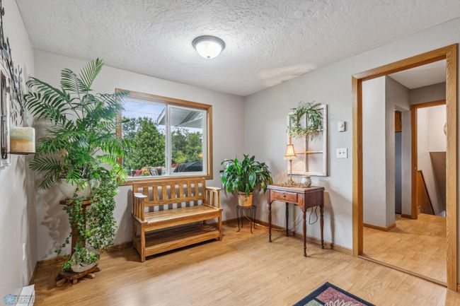 Entry from Garage | Image 10