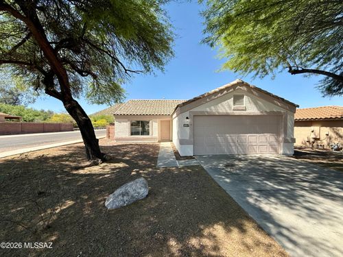 2574 W Southern Star Drive, Tucson, AZ, 85713 | Card Image