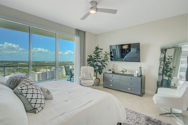 APT-1708 - 1 N Ocean Blvd, Condo with 2 bedrooms, 2 bathrooms and null parking in Pompano Beach FL | Image 28