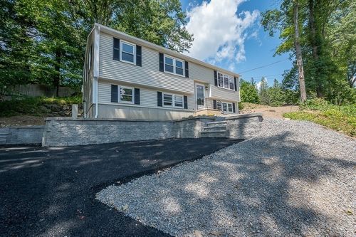 5 Forest Hill Dr, Worcester, MA, 01609-1013 | Card Image