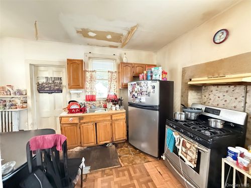 22 William St, Ossining, NY, 10562-5529 | Card Image
