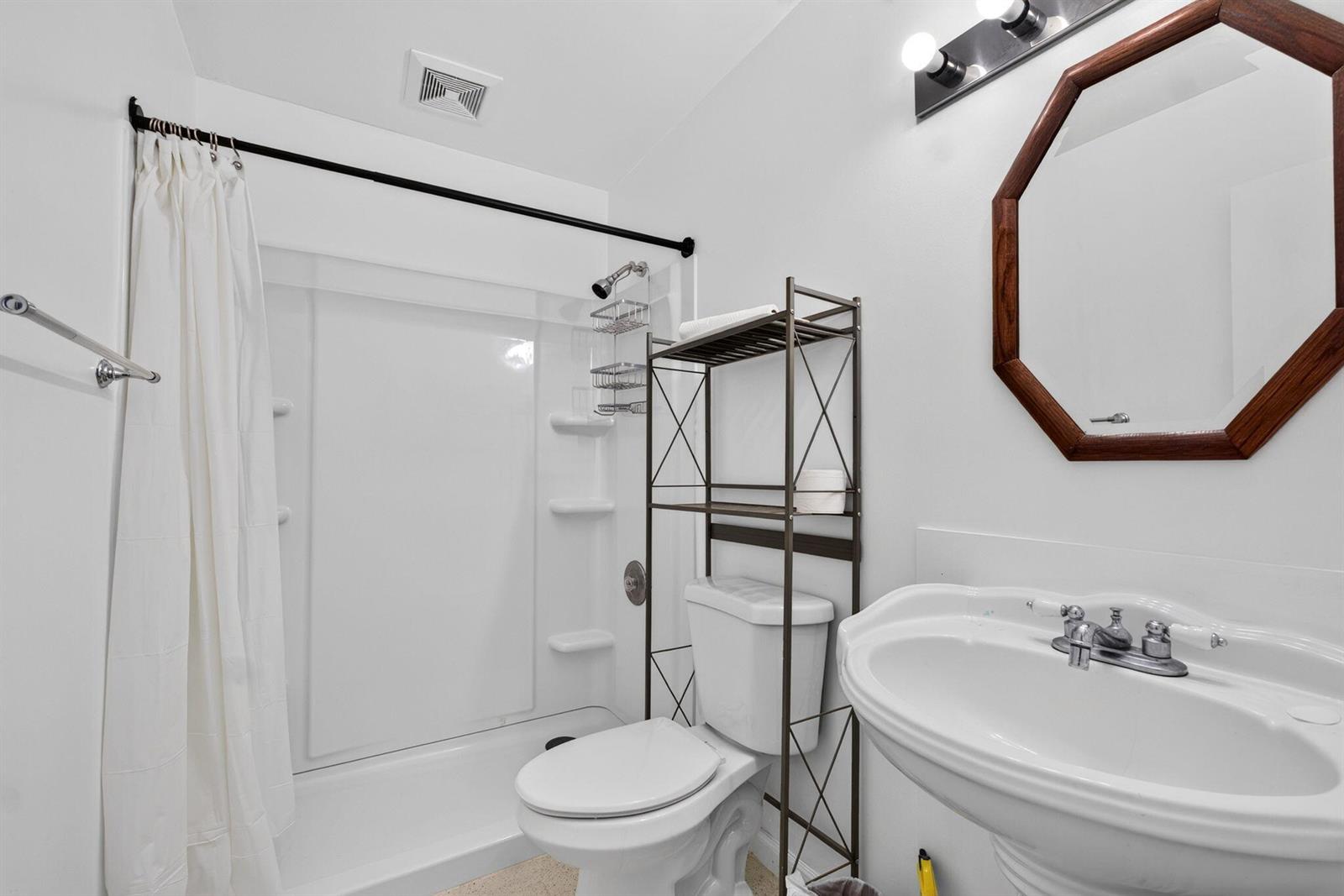 Residential Lease in Unknown 2
