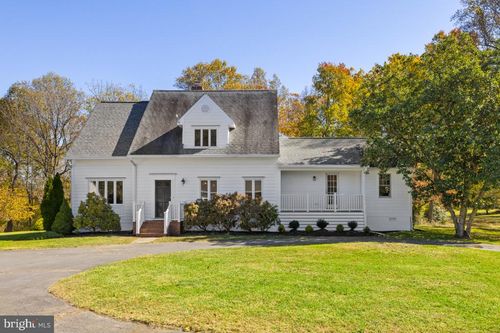 20960 Beaverdam Bridge Rd, MIDDLEBURG, VA, 20117-3408 | Card Image