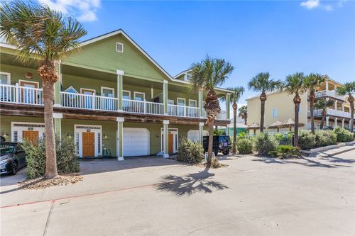 1833 11th St, Port Aransas, TX, 78373-6023 | Card Image