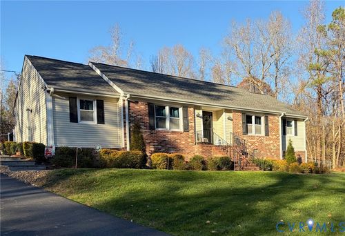 20903 Matoaca Rd, South Chesterfield, VA, 23803-2124 | Card Image