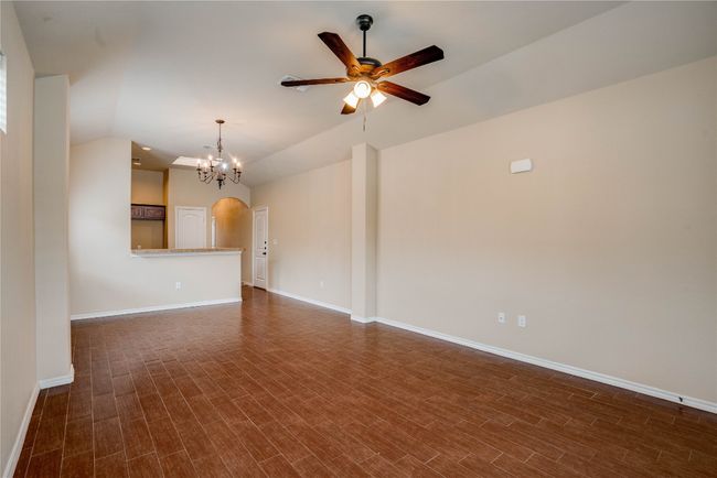 119 Creekside Villa Dr, Home with 3 bedrooms, 2 bathrooms and 2 parking in Kyle TX | Image 4