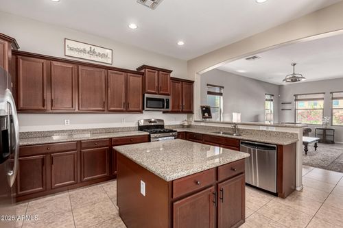 3914 E Constance Way, Phoenix, AZ, 85042-7224 | Card Image