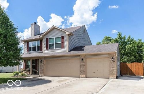 405 E New York St, Fortville, IN, 46040-1079 | Card Image