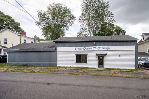 106 Lagrange St, Lockport, NY, 14094-4312 | Card Image