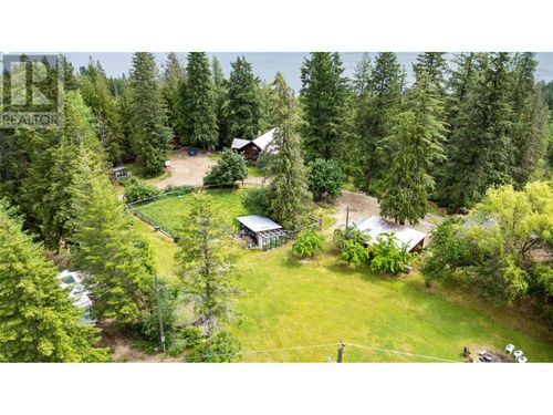 9866 Old Spallumcheen Rd, Sicamous, BC, V0E2V3 | Card Image