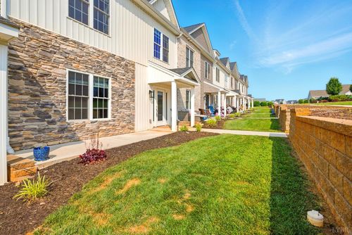 1036 Brownstone Ln, Forest, VA, 24551-2492 | Card Image