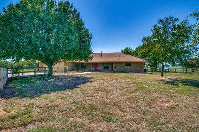 11678 Fm 1749, House other with 4 bedrooms, 3 bathrooms and null parking in Sunset TX | Image 3