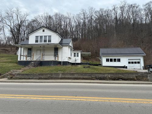 73 Fairlane Dr, Vanceburg, KY, 41179-8958 | Card Image