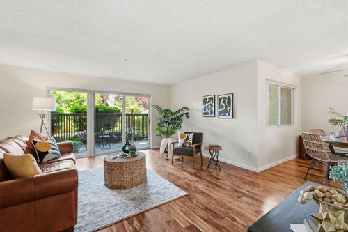 104-300 Los Alamos Rd, Santa Rosa, CA, 95409-5623 | Card Image