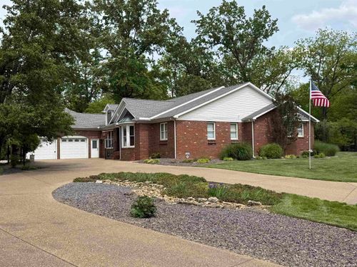 1166 Twin Lakes Ct, Boonville, IN, 47601-8717 | Card Image