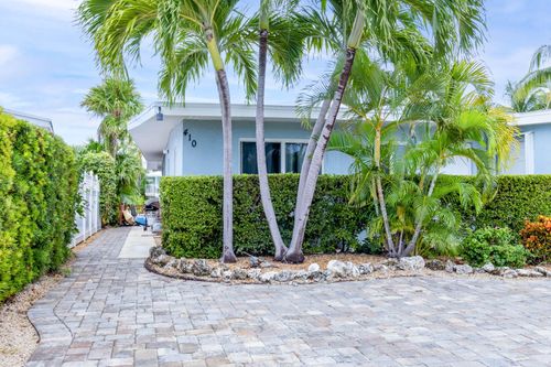 410 10th St, Key Colony Beach, FL, 33051 | Card Image