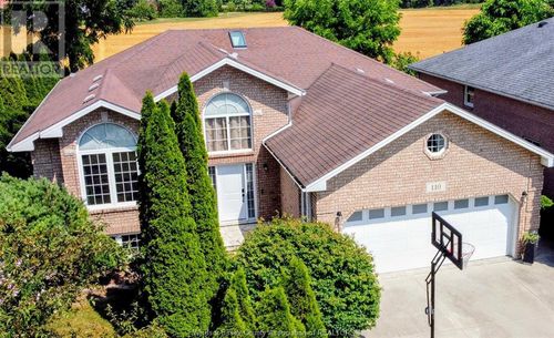 110 Sunset Dr, Harrow, ON, N0R1G0 | Card Image