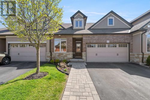 2-53 Redfern Avenue, Hamilton (Mountview), ON, L9C0E2 | Card Image