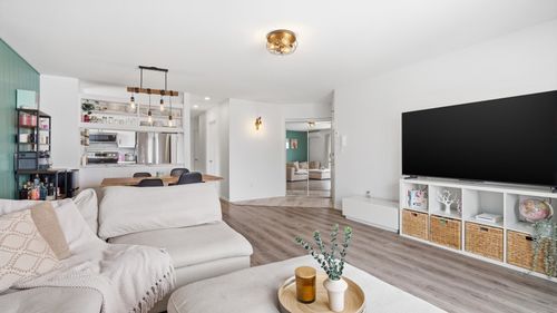 301-142 Rue Lafrance O., Saint Basile le Grand, QC, J3N1P8 | Card Image