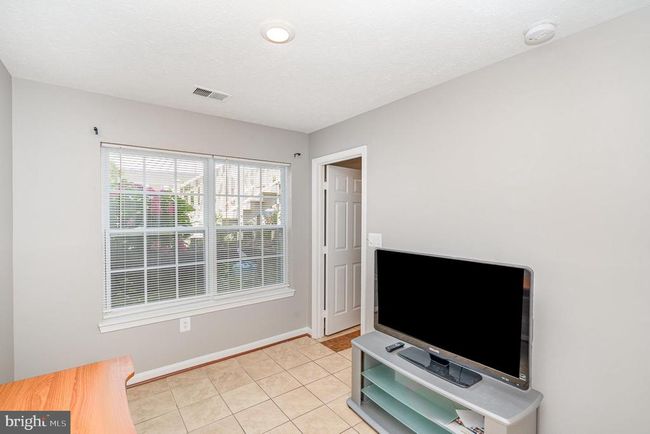 124 - 8035 Lantern Ct, Townhouse with 3 bedrooms, 3 bathrooms and null parking in MANASSAS VA | Image 9