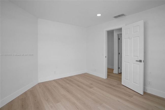 9354 - 9354 Arborwood Cir, House other with 2 bedrooms, 2 bathrooms and null parking in Davie FL | Image 14