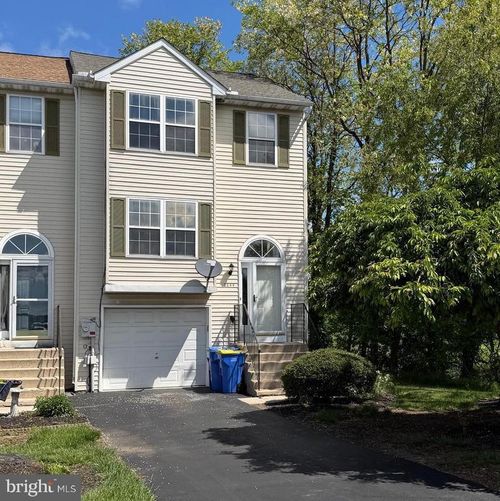 5844 Fordham Ave, HARRISBURG, PA, 17111-4161 | Card Image
