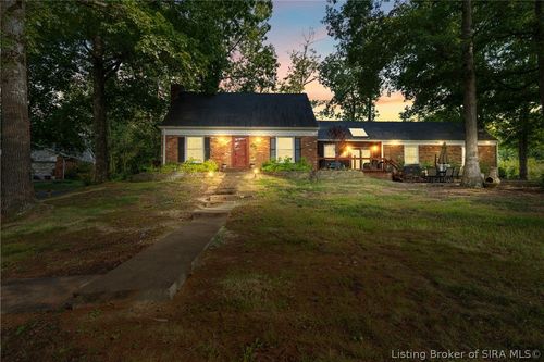 8410 Woodland Rd, Charlestown, IN, 47111-9644 | Card Image