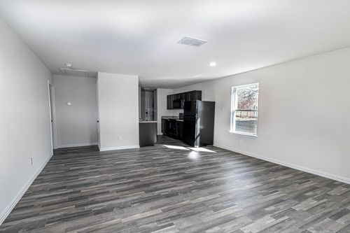 701 E Hanna St, Denison, TX, 75021-6441 | Card Image