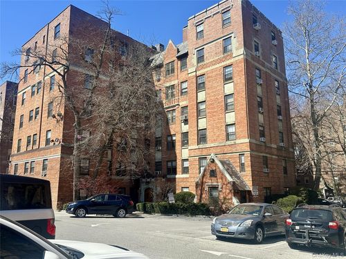 4e-808 Bronx River Rd, Yonkers, NY, 10708-7040 | Card Image