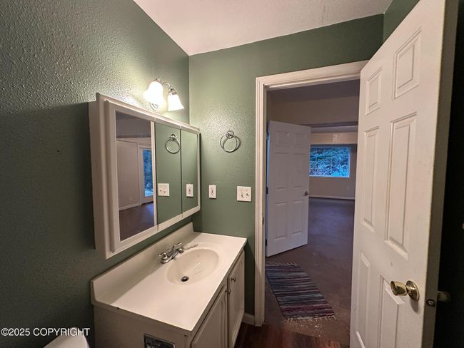Downstairs full bathroom | Image 22