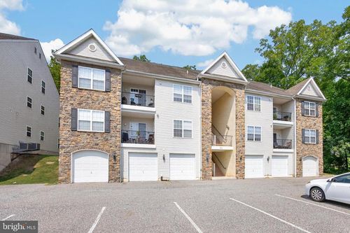 16-131 E 1st Ave, COLLEGEVILLE, PA, 19426 | Card Image