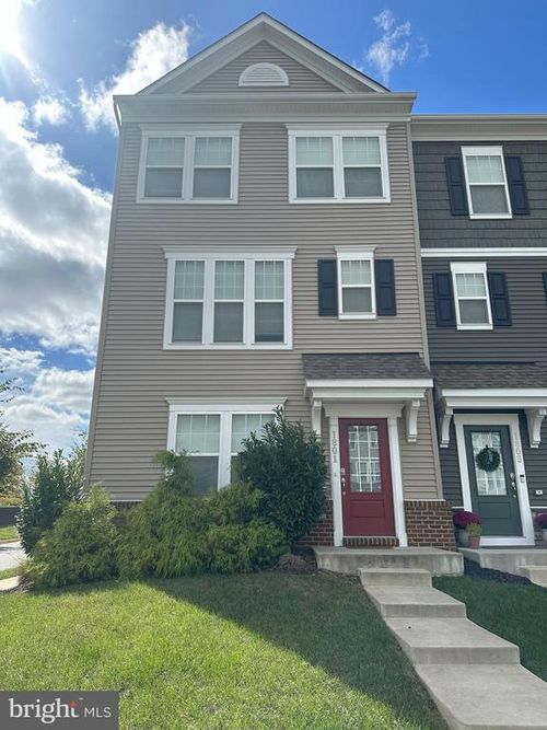 1801 Sag Harbor Ln, FREDERICKSBURG, VA, 22401-5083 | Card Image