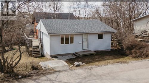 512 Portage St, Keewatin, ON, P0X1C0 | Card Image
