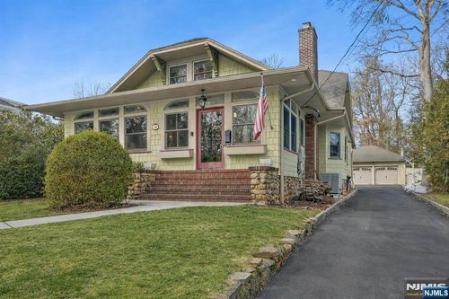 56 Park Ave, Glen Rock, NJ, 07452-1528 | Card Image