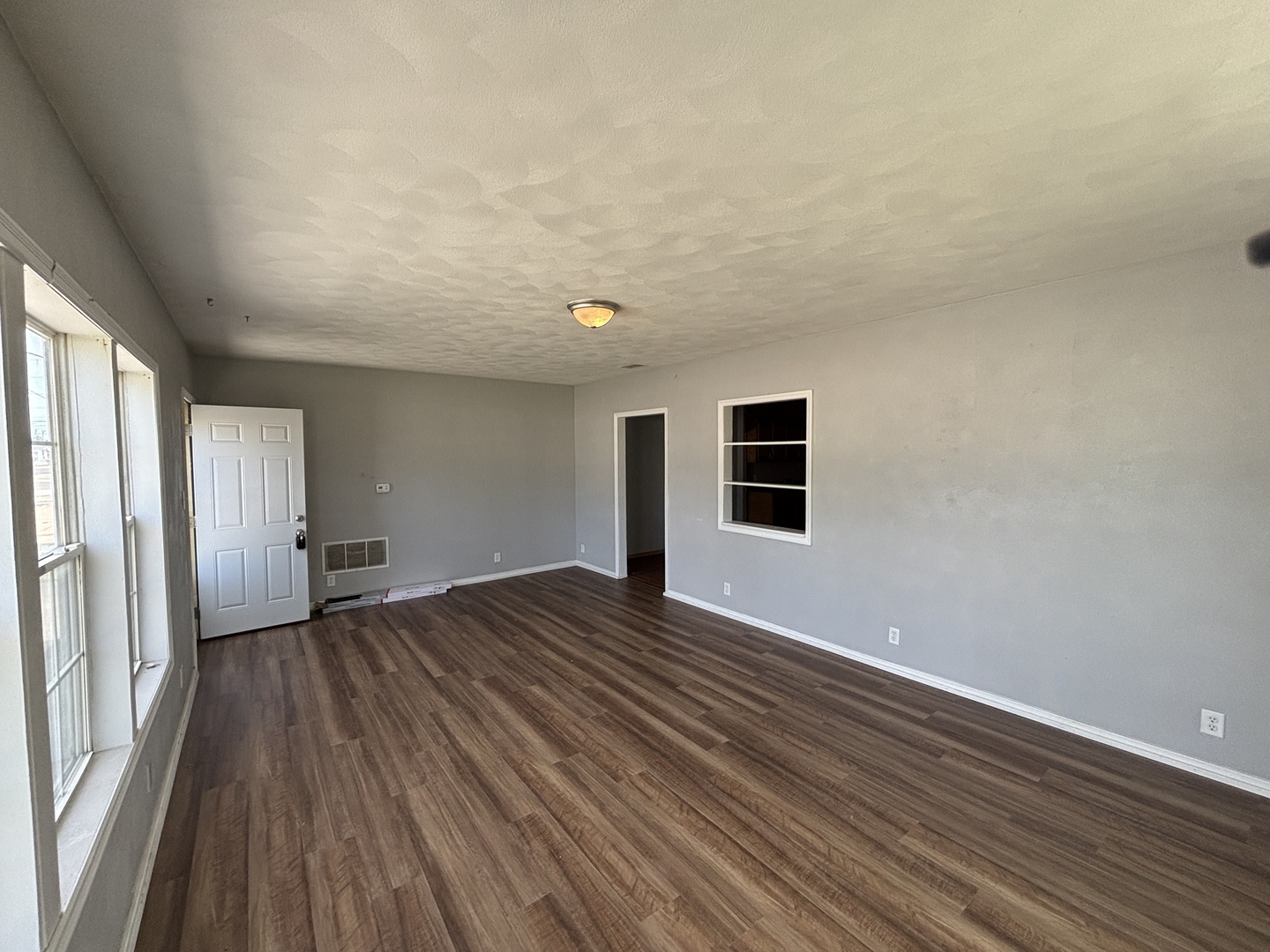 Residential in Colona 3