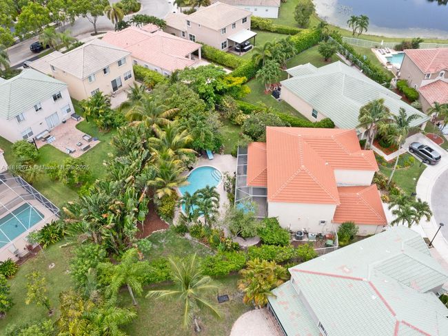 4209 Pinewood Ln, House other with 5 bedrooms, 4 bathrooms and null parking in Weston FL | Image 64
