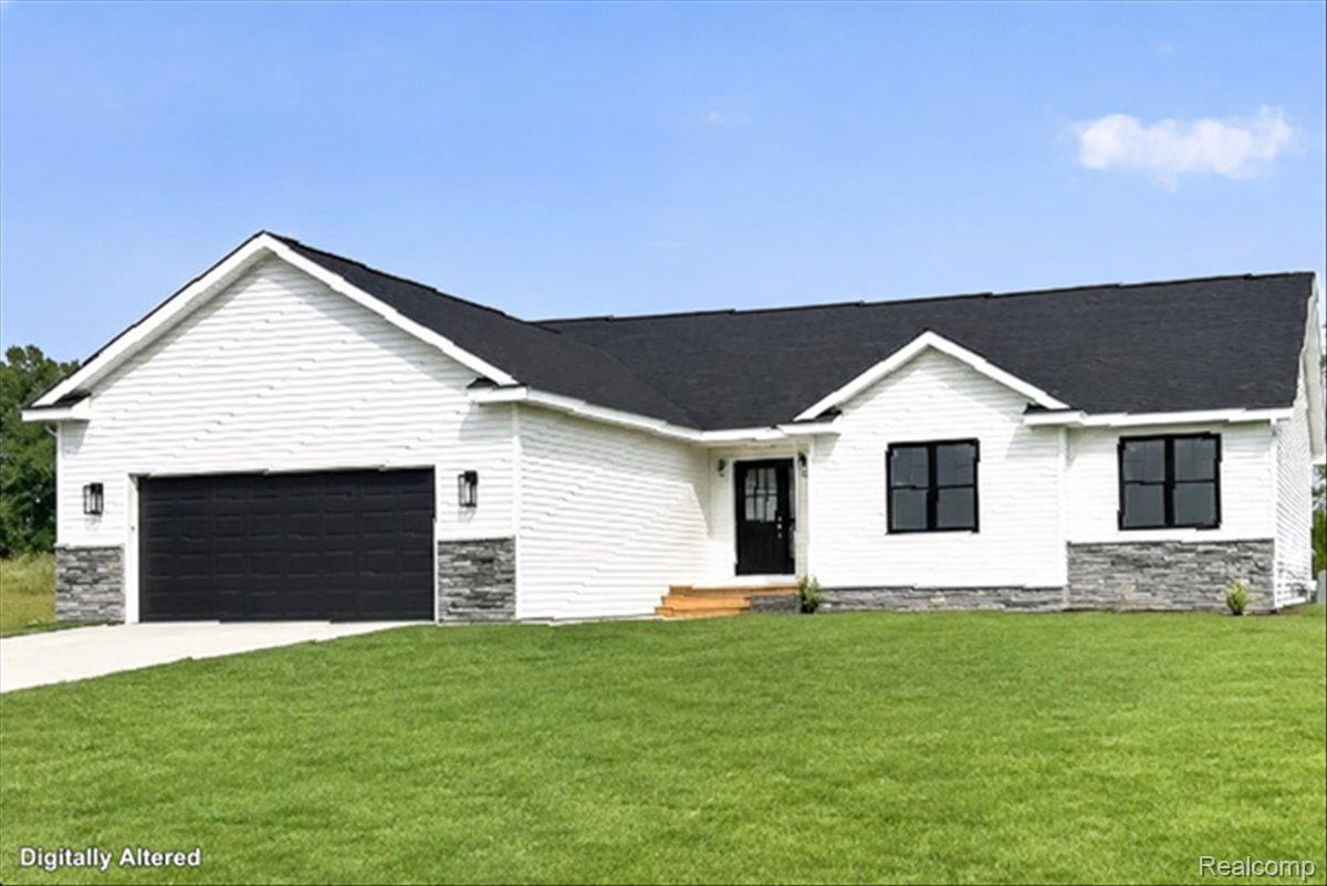Residential in Groveland Township