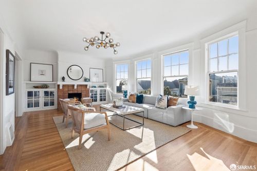 70 Beaver St, San Francisco, CA, 94114-1515 | Card Image