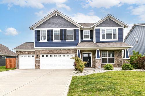 1324 Trailside Dr, Greenwood, IN, 46143-5533 | Card Image