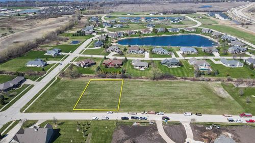 1081 Pine Lake Dr, FOND DU LAC, WI, 54935-9721 | Card Image