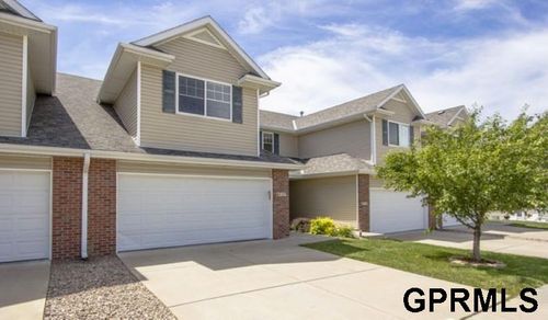 6757 S 90th St, Lincoln, NE, 68526-9707 | Card Image