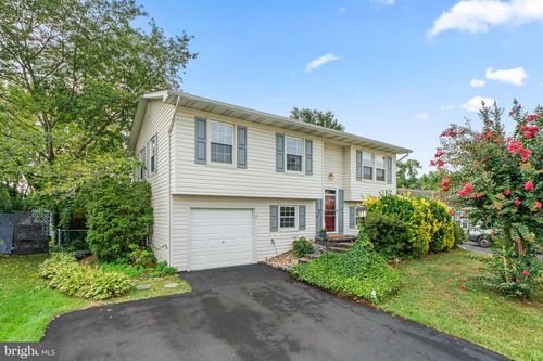 985 Sunny Ct, GAMBRILLS, MD, 21054-1428 | Card Image