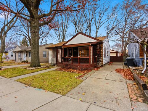 1811 E Marshall St, Ferndale, MI, 48220-2696 | Card Image