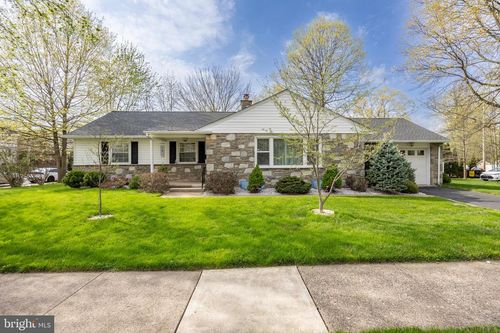 604 N Line St, LANSDALE, PA, 19446-2724 | Card Image