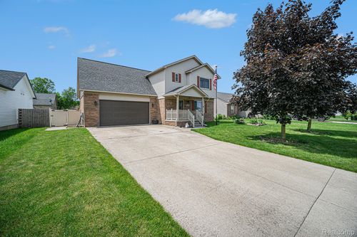 12241 Matthews St, Carleton, MI, 48117-9616 | Card Image