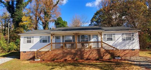 2208 Gable Way, High Point, NC, 27262 | Card Image