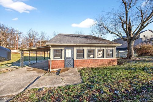 502 W St, Bedford, IN, 47421-1930 | Card Image