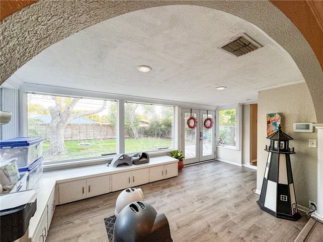 447 Santa Monica Pl, House other with 3 bedrooms, 2 bathrooms and null parking in Corpus Christi TX | Image 14
