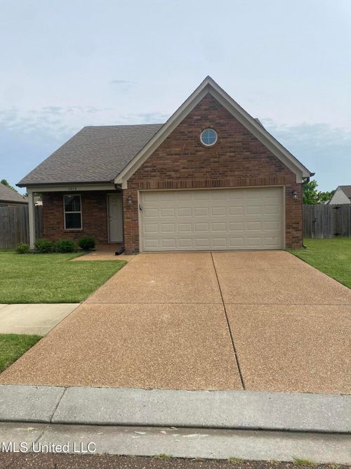 9078 Mallard Park Blvd, Walls, MS, 38680-8007 | Card Image